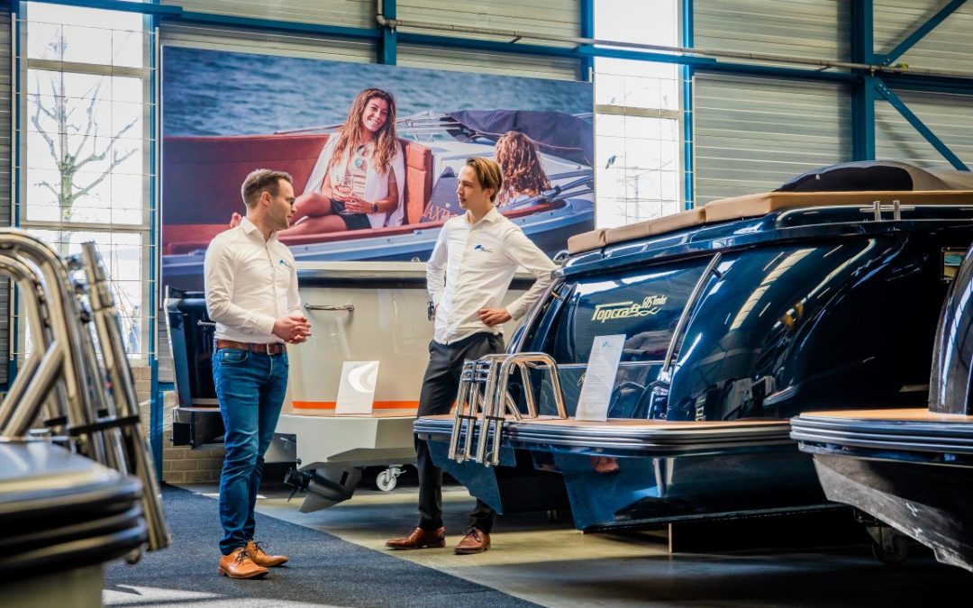 Sloep of Tender Kopen? Onze gids naar de Perfecte Keuze