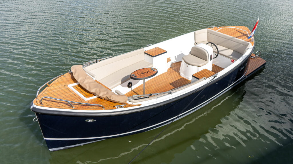 Maxima 750 Flying Lounge sloep indeling binnenkant