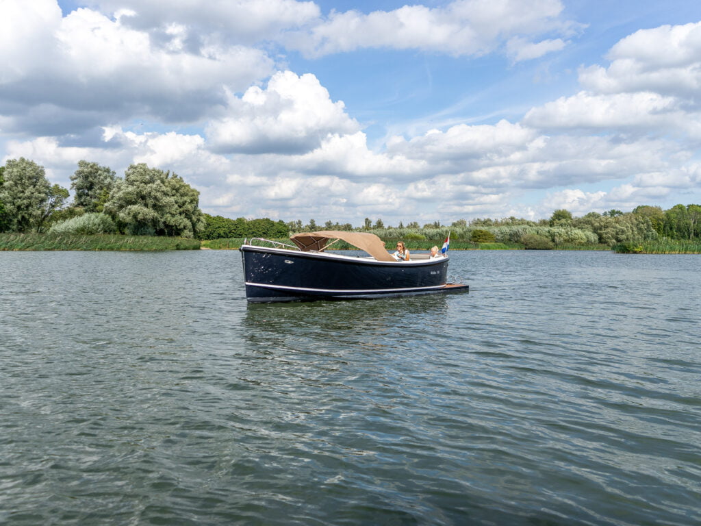 Maxima 750 Flying Lounge sloep