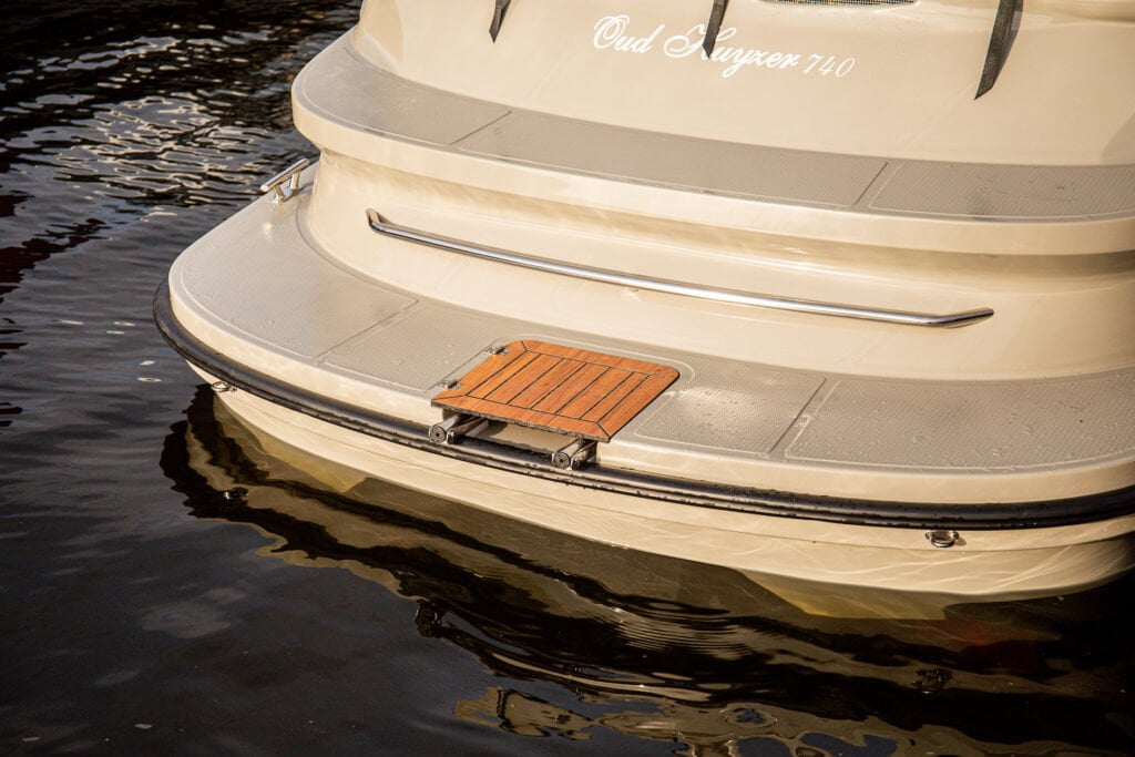 Oud Huijzer 740 zwemtrap