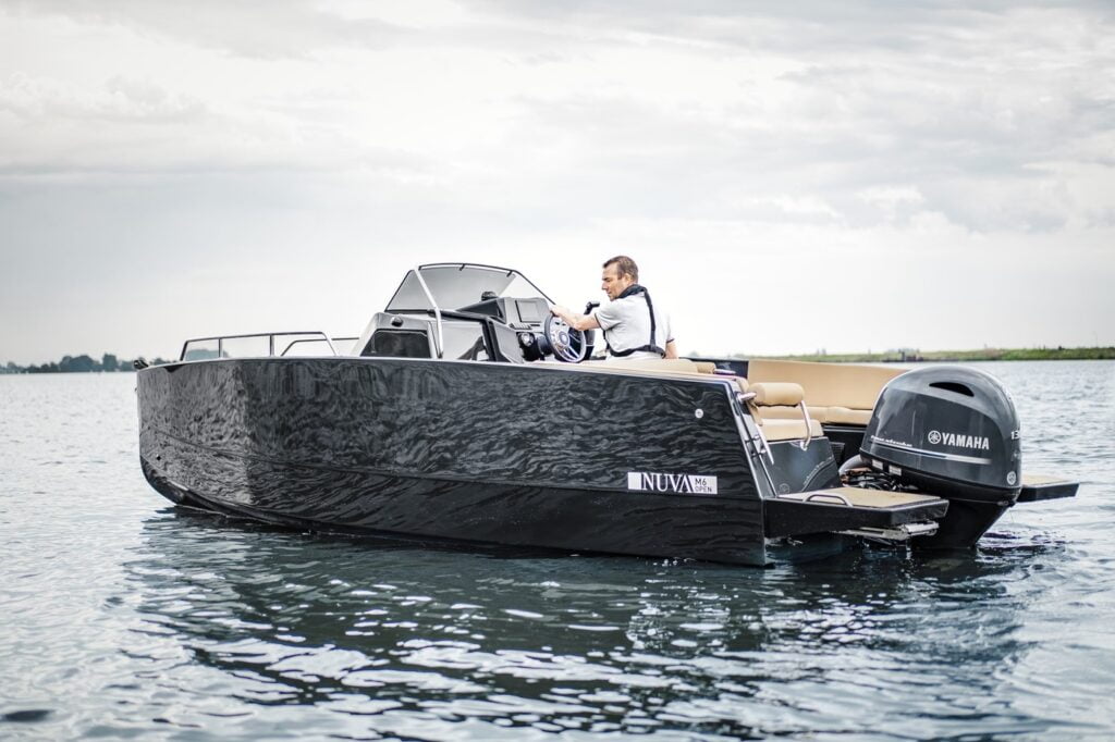 Nuva M6 Open Brinks Watersport Sloepen en Tenders