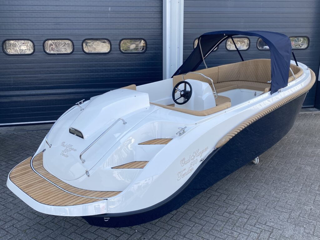 Oud Huijzer 600 Tender, ervaar onvergetelijke momenten