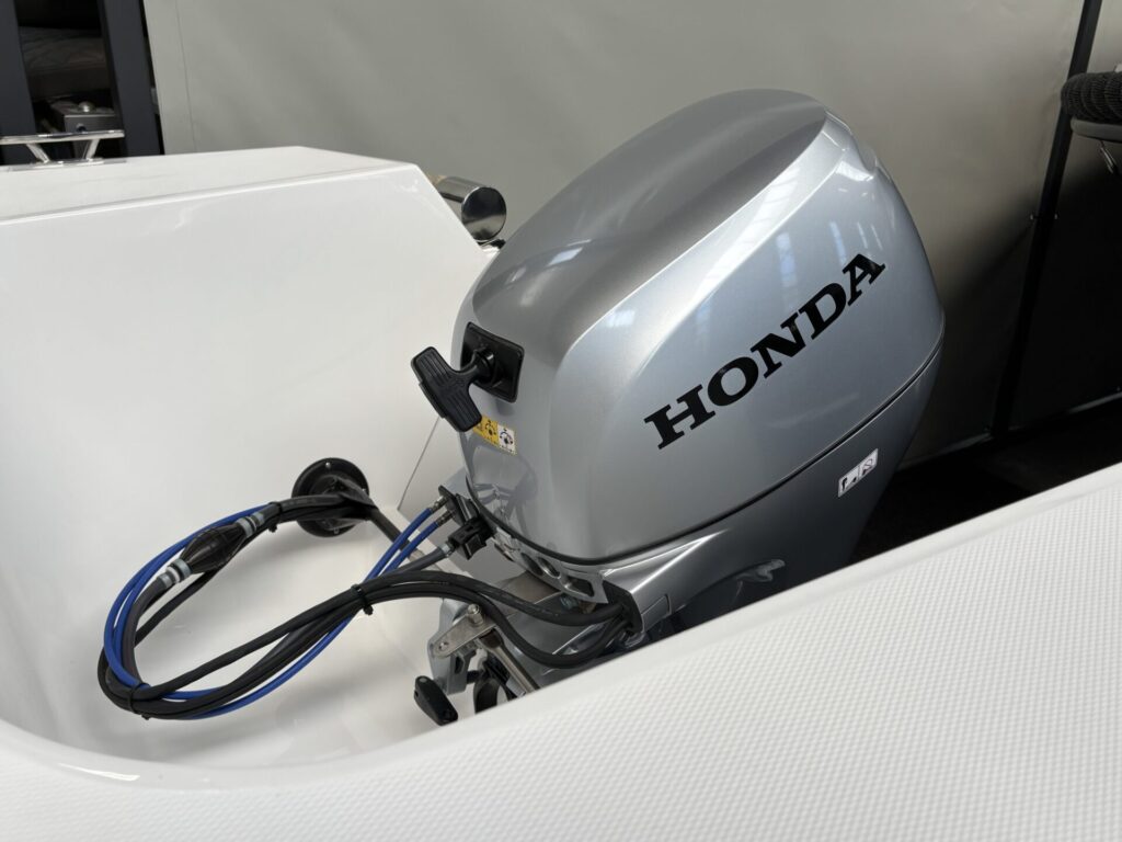 Maxima 550 Honda 20 pk