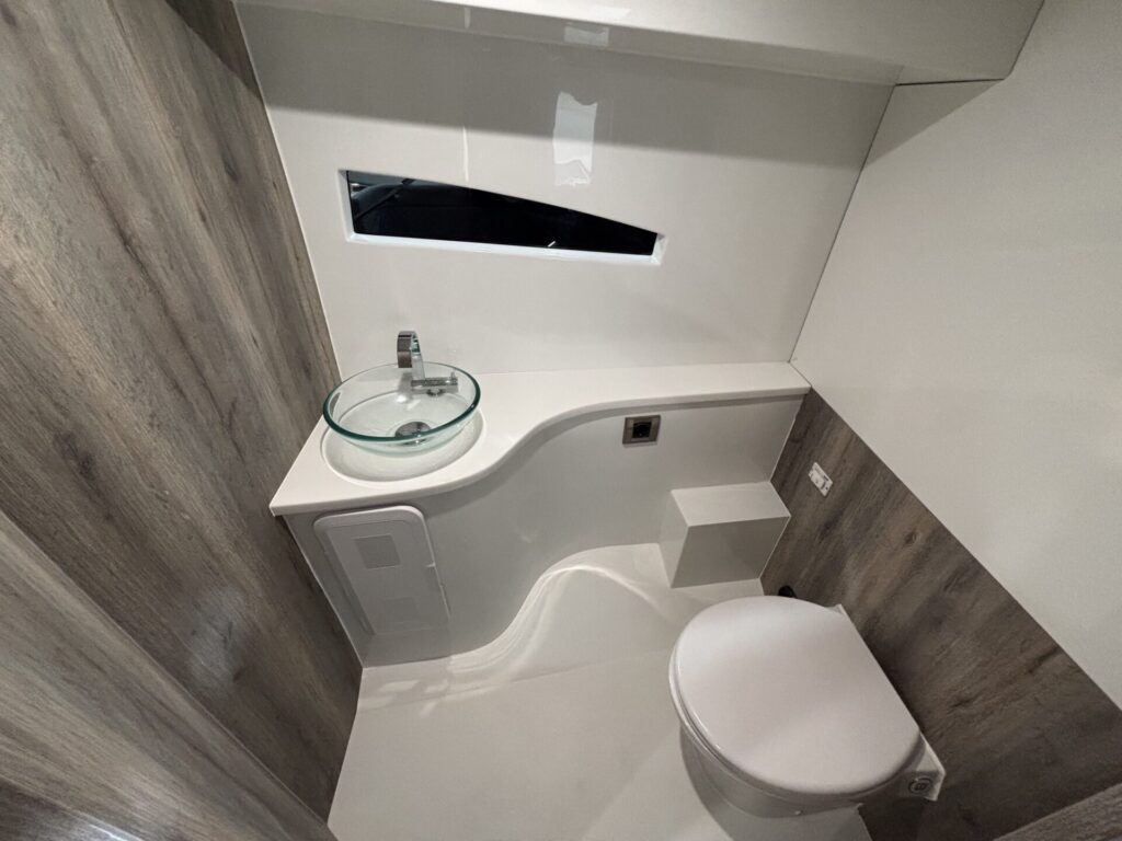 Maxima 920 Retro Cabin toilet