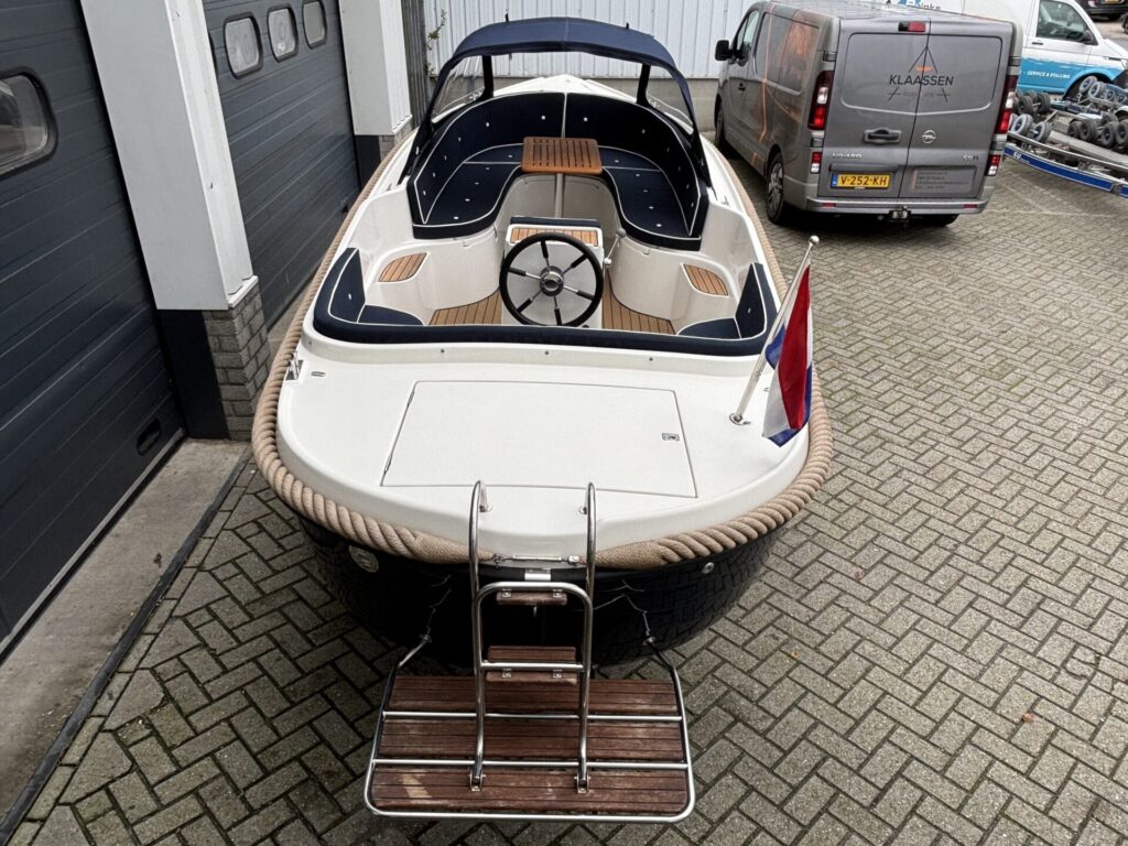 Oud Huijzer 575 Luxury achterzijde