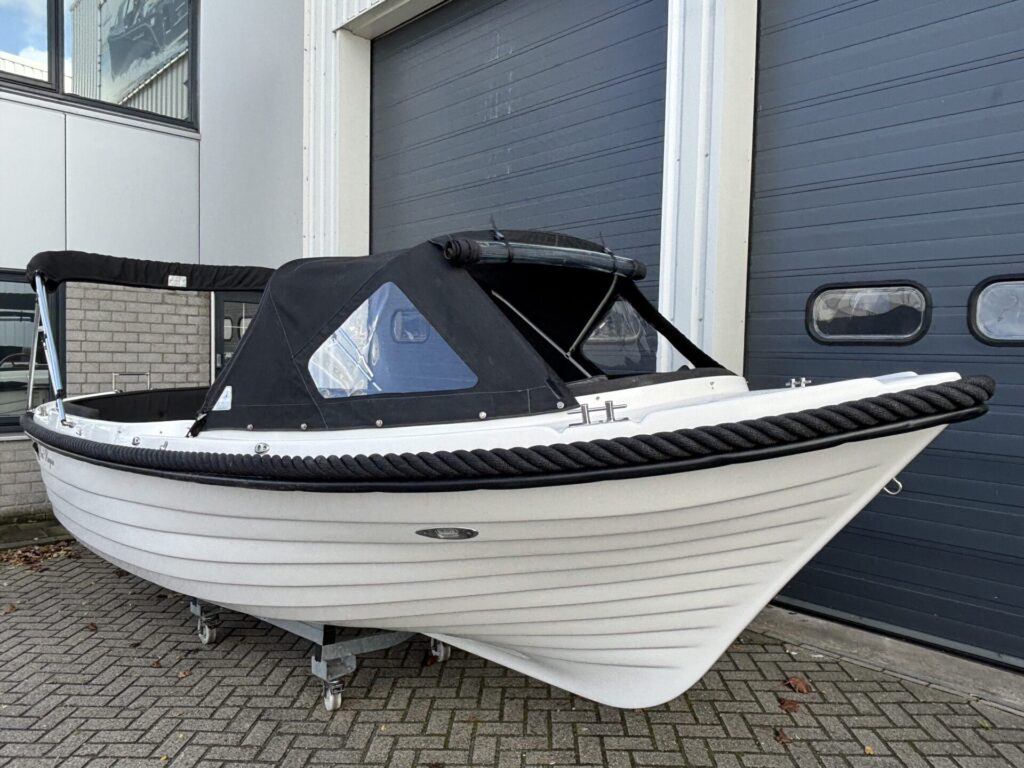 Oud Huijzer 575 Luxury vooraanzicht