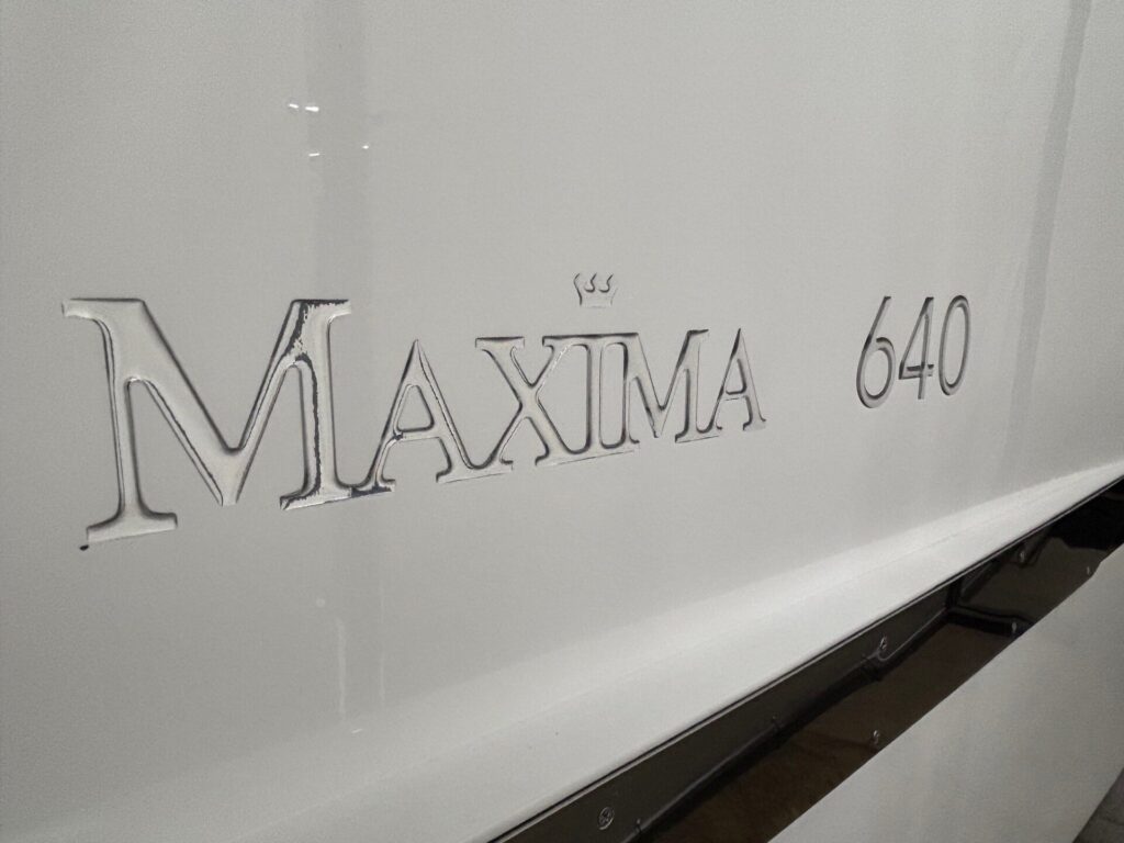 Maxima 640 Tender logo